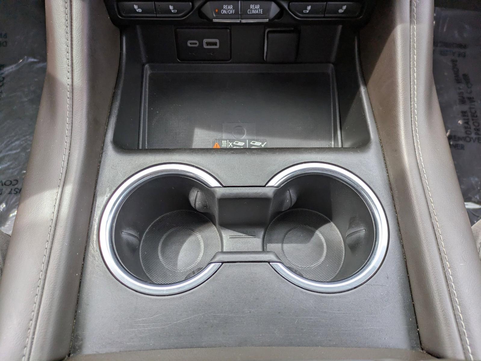 2023 Chevrolet Suburban Vehicle Photo in SELMA, TX 78154-1460