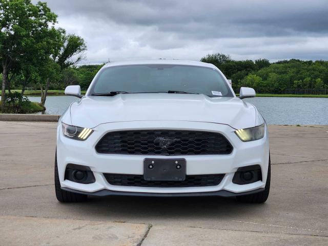 2016 Ford Mustang Vehicle Photo in DENTON, TX 76210-9321