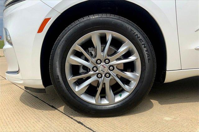 2024 Buick Enclave Vehicle Photo in TOPEKA, KS 66609-0000