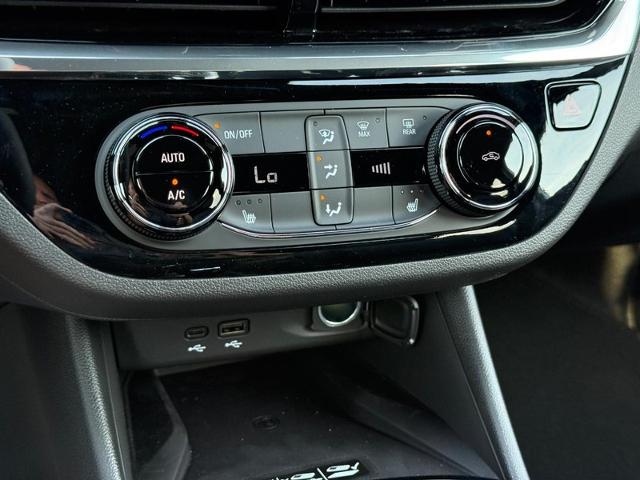 2025 Buick Envista Vehicle Photo in COLUMBIA, MO 65203-3903