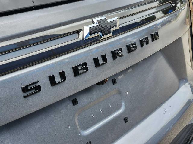 2022 Chevrolet Suburban Vehicle Photo in DENTON, TX 76210-9321