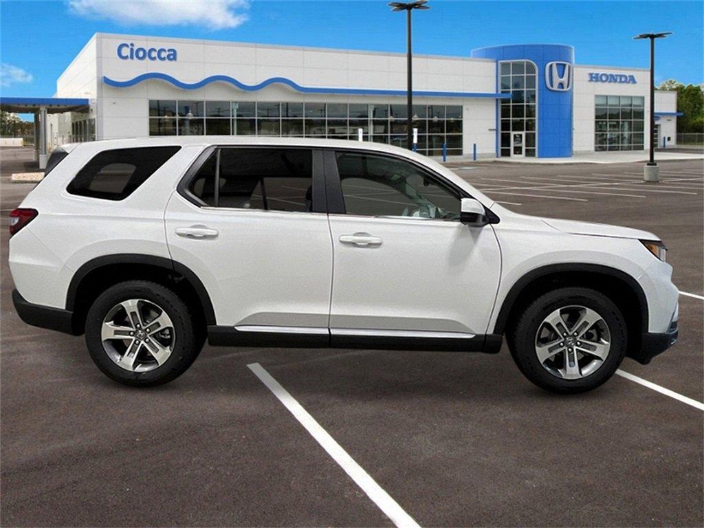 2025 Honda Pilot Vehicle Photo in Muncy, PA 17756