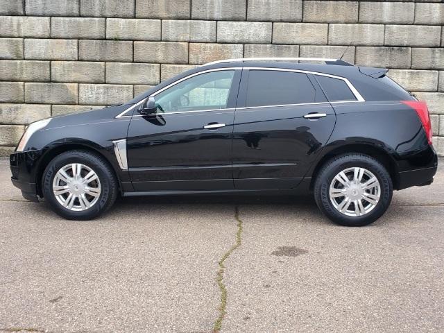 Used 2013 Cadillac SRX Luxury Collection with VIN 3GYFNCE36DS537240 for sale in Rochester, MI