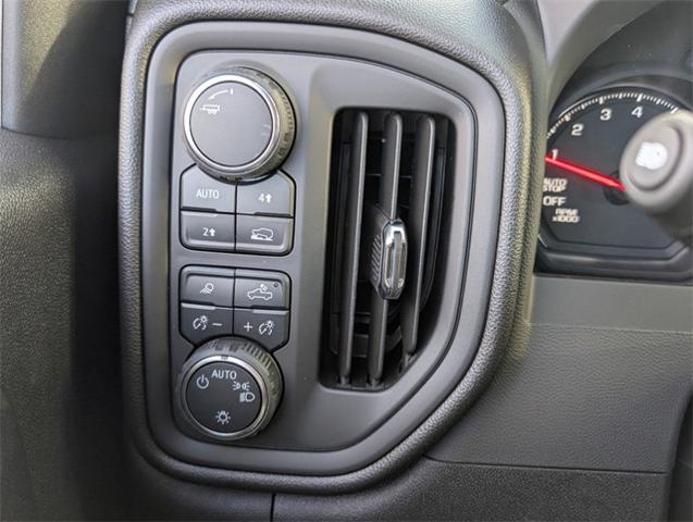 2025 Chevrolet Silverado 1500 Vehicle Photo in ENGLEWOOD, CO 80113-6708