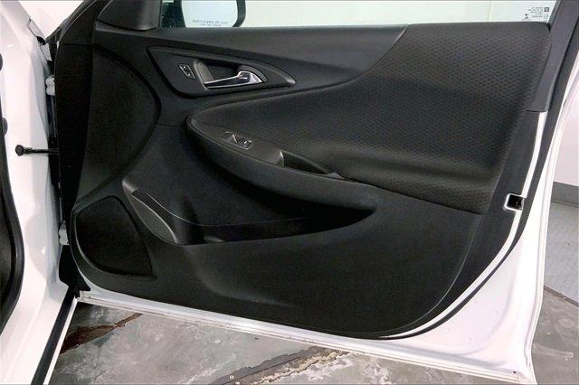 2024 Chevrolet Malibu Vehicle Photo in KANSAS CITY, MO 64114-4502