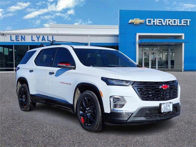 2023 Chevrolet Traverse Vehicle Photo in AURORA, CO 80011-6998