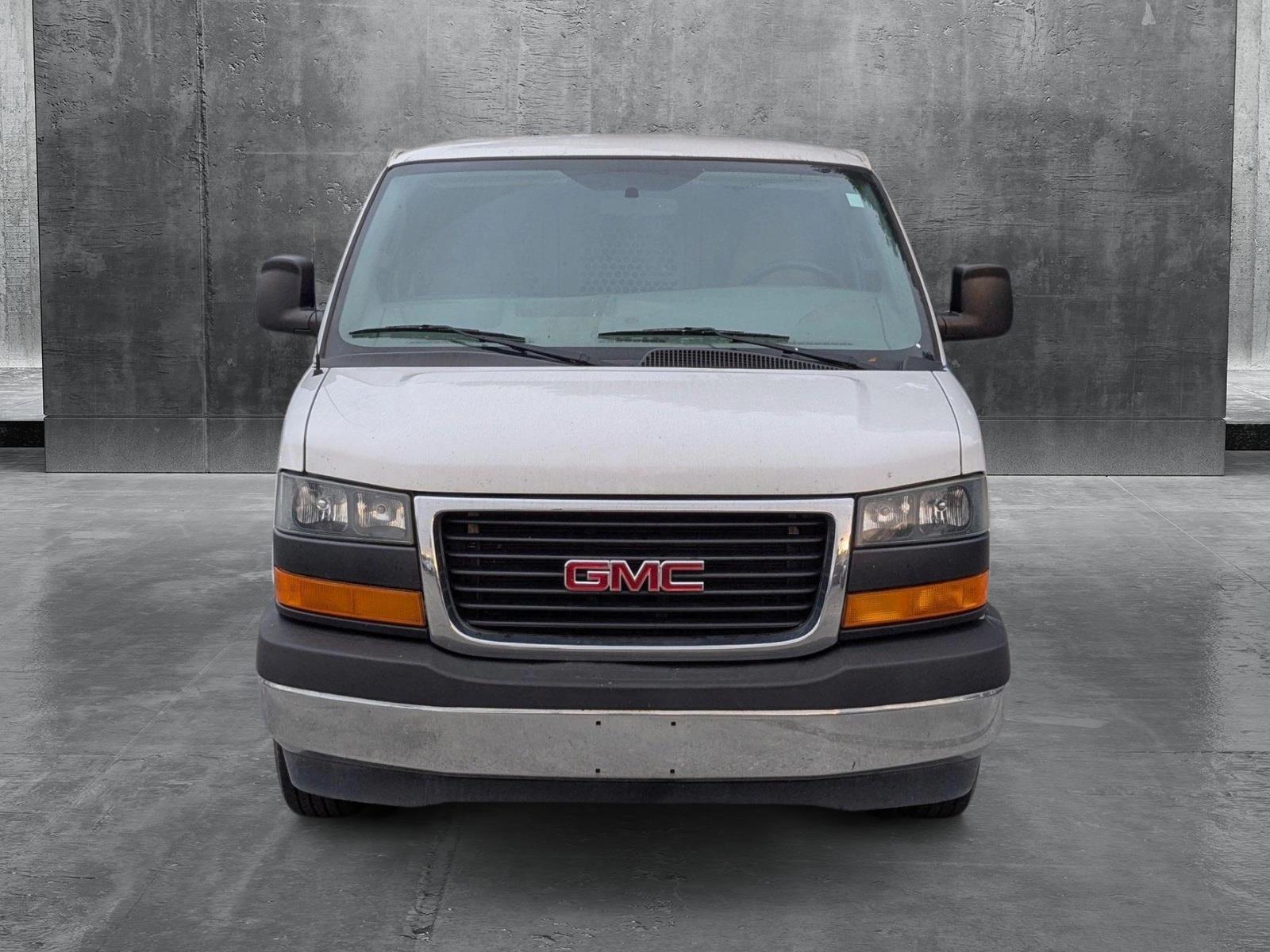 2017 GMC Savana Cargo Van Vehicle Photo in PEMBROKE PINES, FL 33024-6534