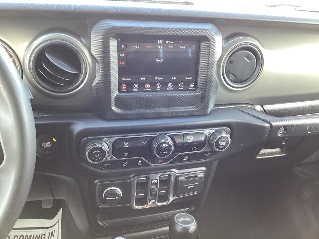 2023 Jeep Wrangler Vehicle Photo in Gardner, MA 01440