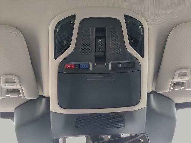 2025 Subaru Outback Vehicle Photo in Green Bay, WI 54304