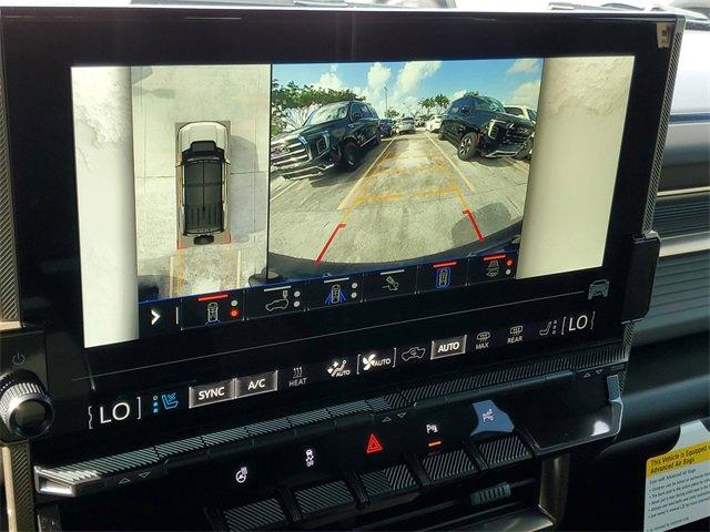 2025 GMC HUMMER EV SUV Vehicle Photo in SUNRISE, FL 33323-3202
