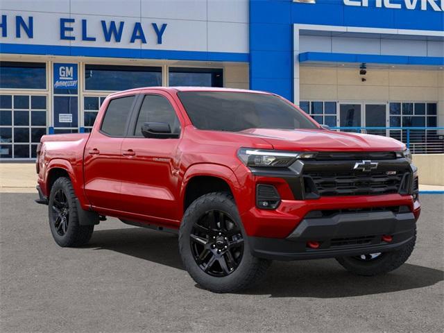 2025 Chevrolet Colorado Vehicle Photo in ENGLEWOOD, CO 80113-6708