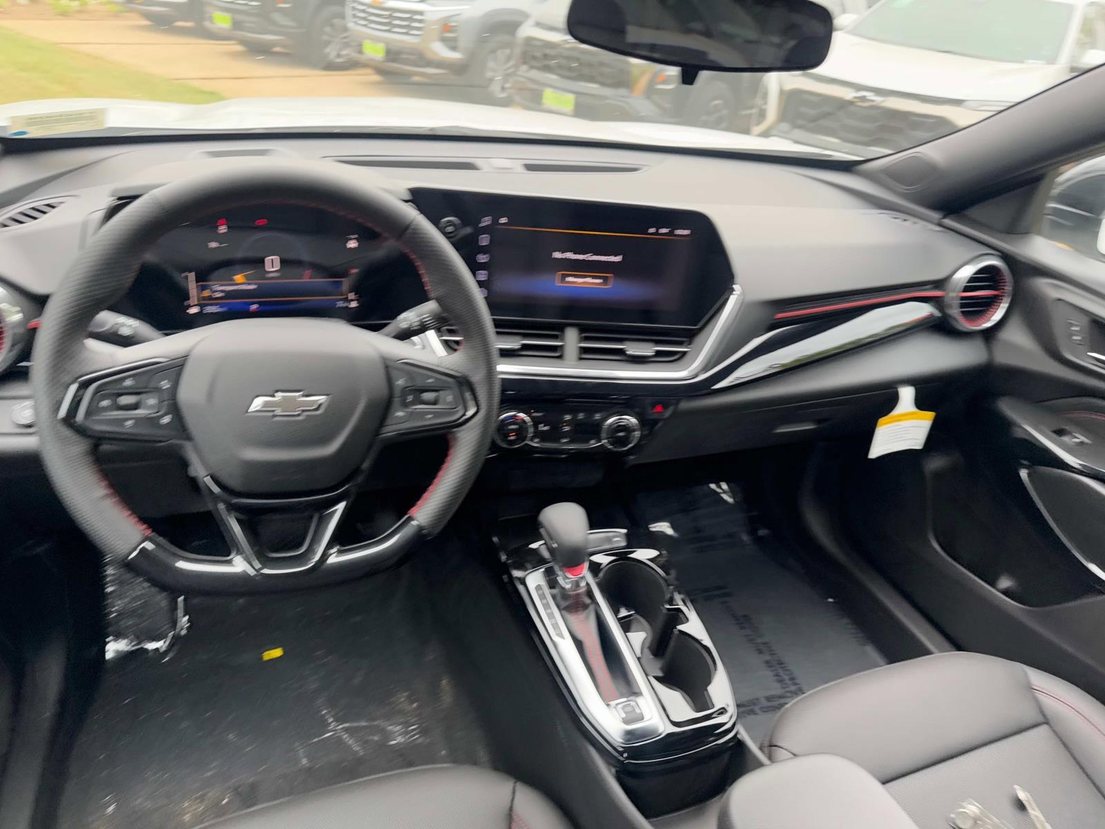 2025 Chevrolet Trax Vehicle Photo in LOS ANGELES, CA 90007-3794