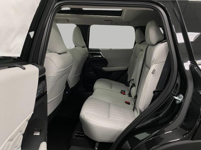 2025 Mitsubishi Outlander Vehicle Photo in Appleton, WI 54913