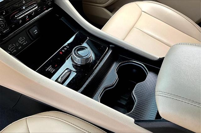 2024 Jeep Grand Cherokee Vehicle Photo in Tulsa, OK 74145