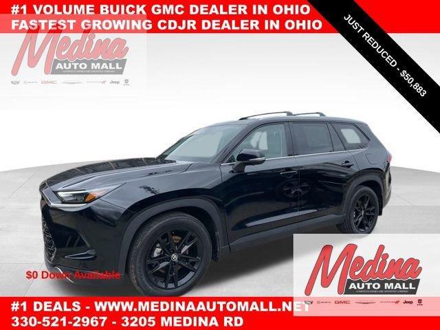 2024 Toyota Grand Highlander Vehicle Photo in MEDINA, OH 44256-9631