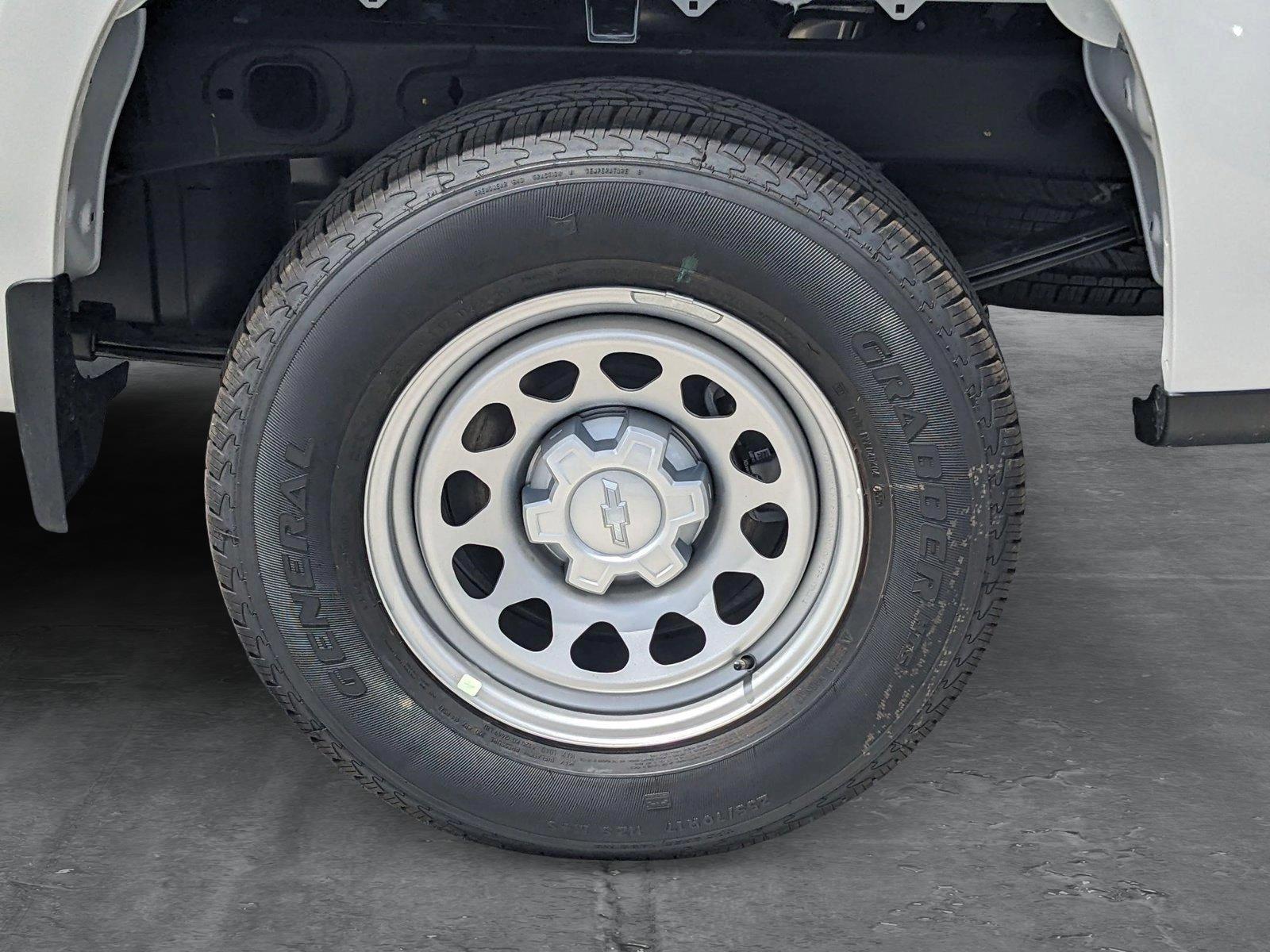 2025 Chevrolet Silverado 1500 Vehicle Photo in MIAMI, FL 33172-3015