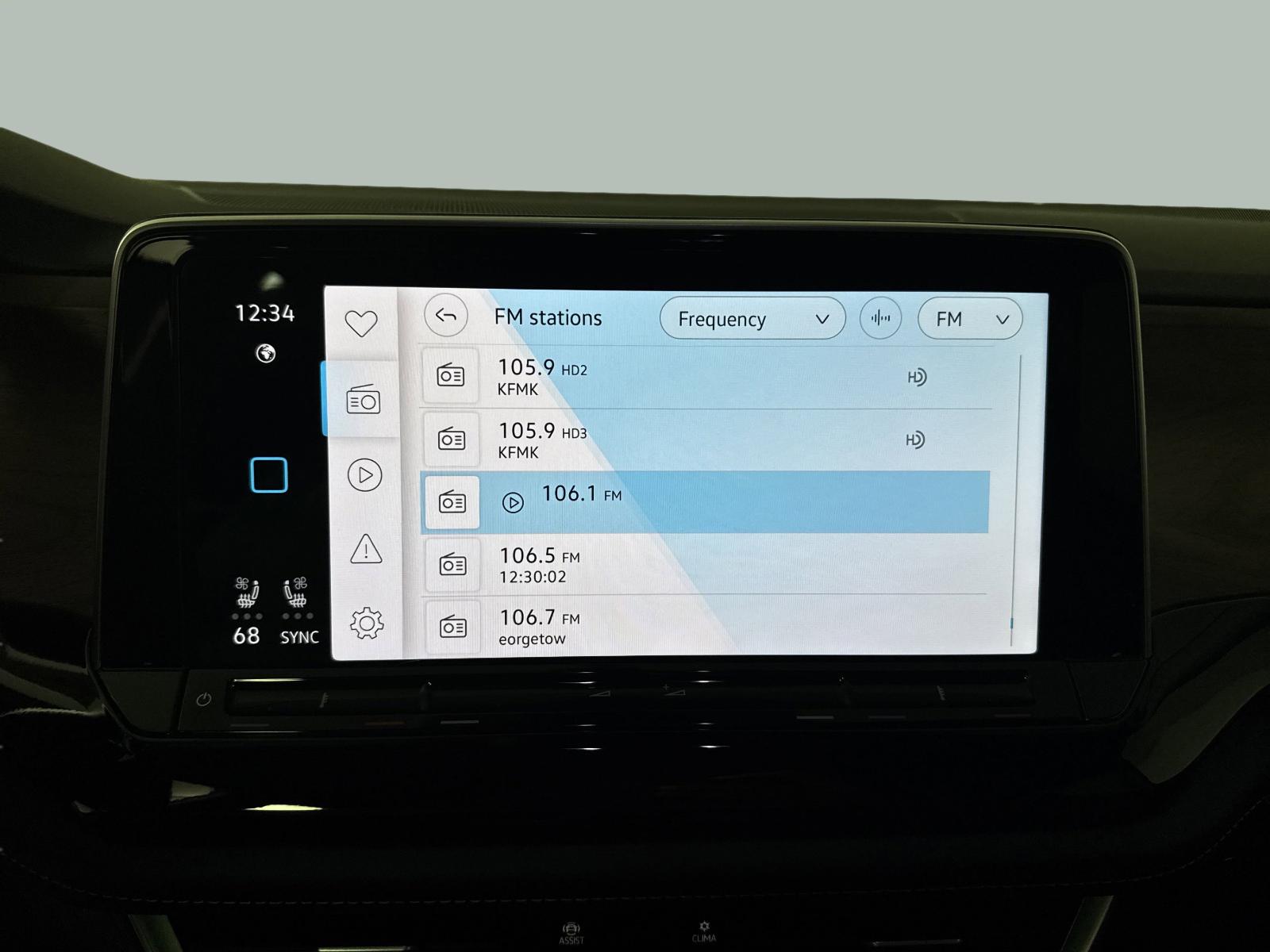 2024 Volkswagen Atlas Vehicle Photo in Georgetown, TX 78626