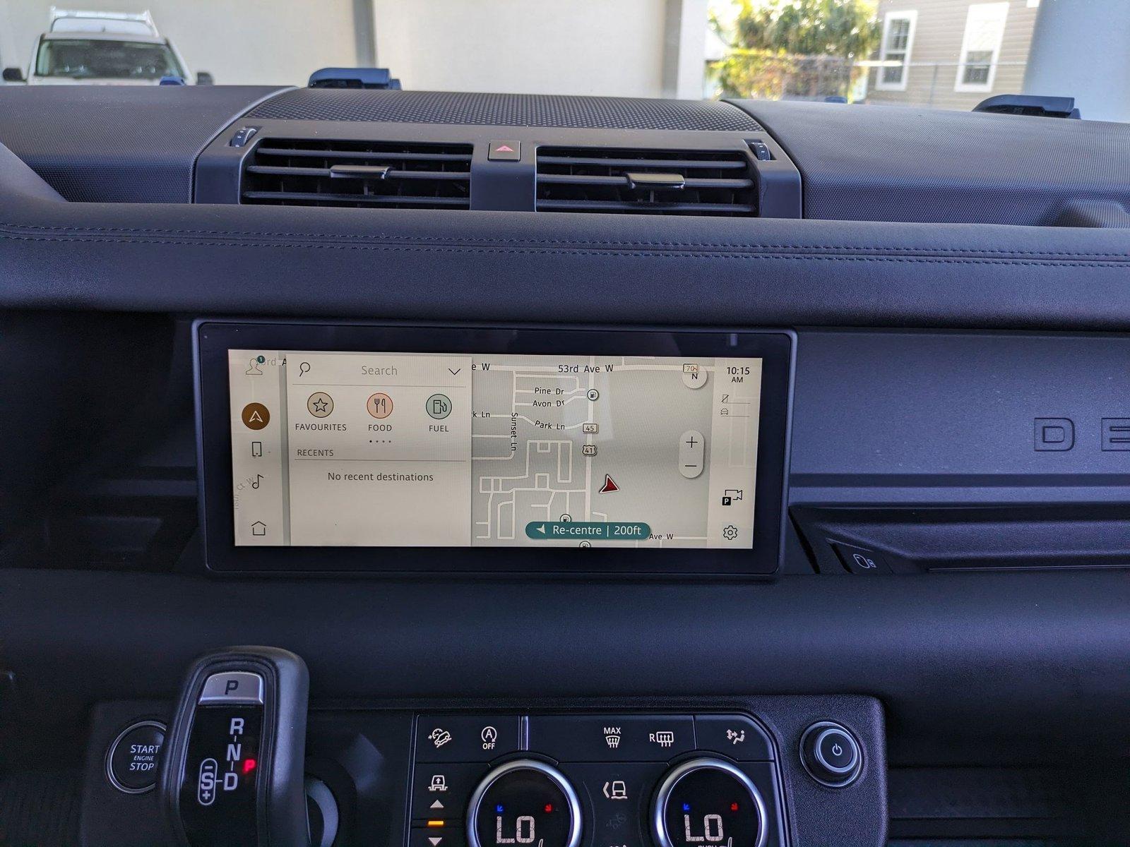 2024 Land Rover Defender Vehicle Photo in Tampa, FL 33614