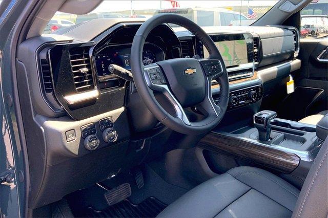 2025 Chevrolet Silverado 1500 Vehicle Photo in KANSAS CITY, MO 64114-4502