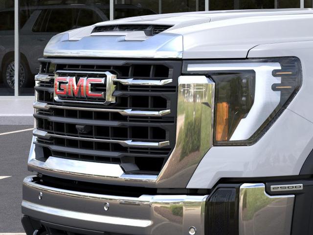 2025 GMC Sierra 2500 HD Vehicle Photo in GREEN BAY, WI 54303-3330