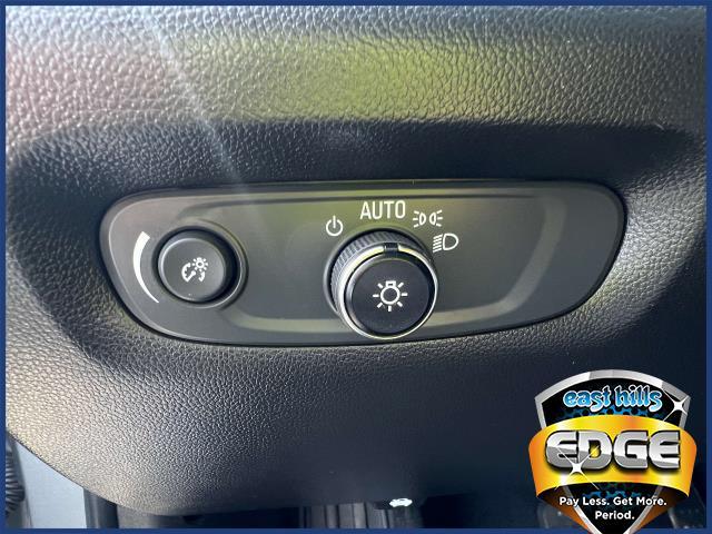 2023 Chevrolet Traverse Vehicle Photo in Roslyn, NY 11576