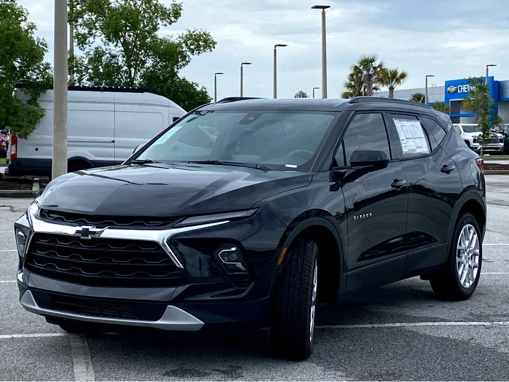 2025 Chevrolet Blazer Vehicle Photo in POOLER, GA 31322-3252