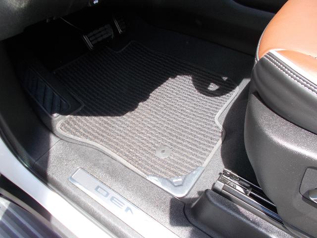 2023 GMC Yukon Vehicle Photo in LOWELL, MA 01852-4336