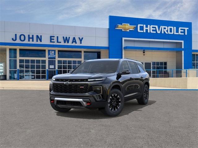 2025 Chevrolet Traverse Vehicle Photo in ENGLEWOOD, CO 80113-6708