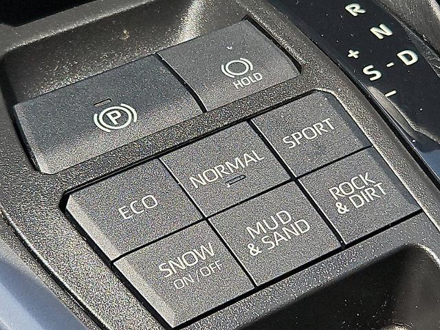 2021 Toyota RAV4 Vehicle Photo in TREVOSE, PA 19053-4984