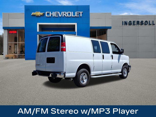 2023 Chevrolet Express Cargo 2500 Vehicle Photo in PAWLING, NY 12564-3219