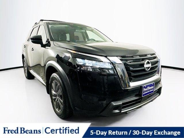 2023 Nissan Pathfinder Vehicle Photo in Flemington, NJ 08822
