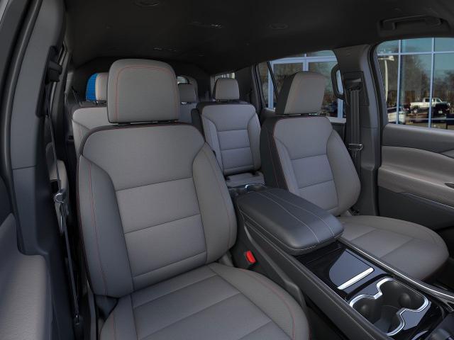 2025 Chevrolet Traverse Vehicle Photo in OSHKOSH, WI 54904-7811