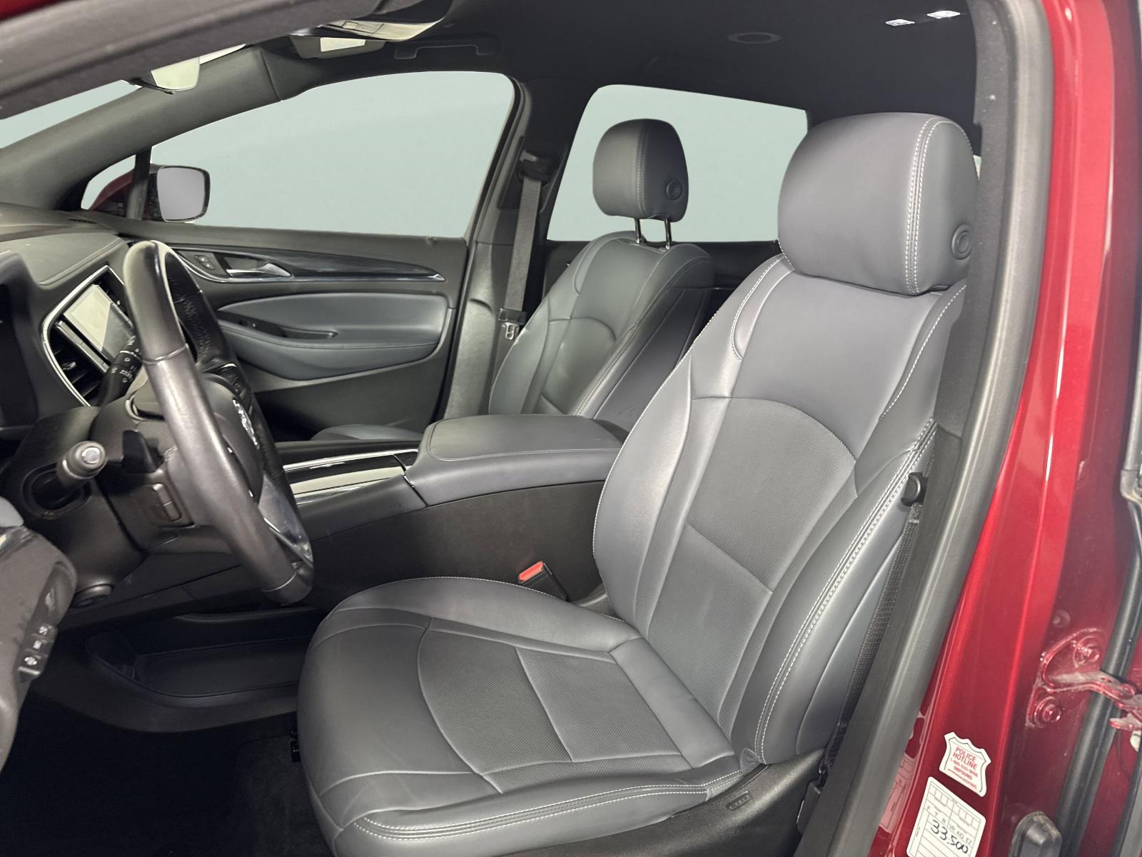 2024 Buick Enclave Vehicle Photo in GEORGETOWN, TX 78626-7508