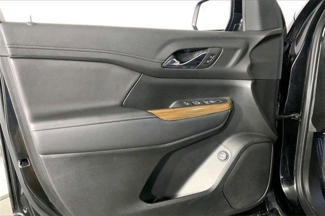 2023 GMC Acadia Vehicle Photo in KANSAS CITY, MO 64114-4502