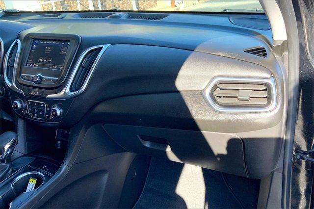 2022 Chevrolet Equinox Vehicle Photo in TOPEKA, KS 66609-0000