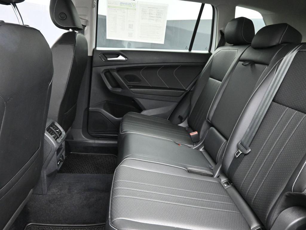 2022 Volkswagen Tiguan Vehicle Photo in Marion, IA 52302