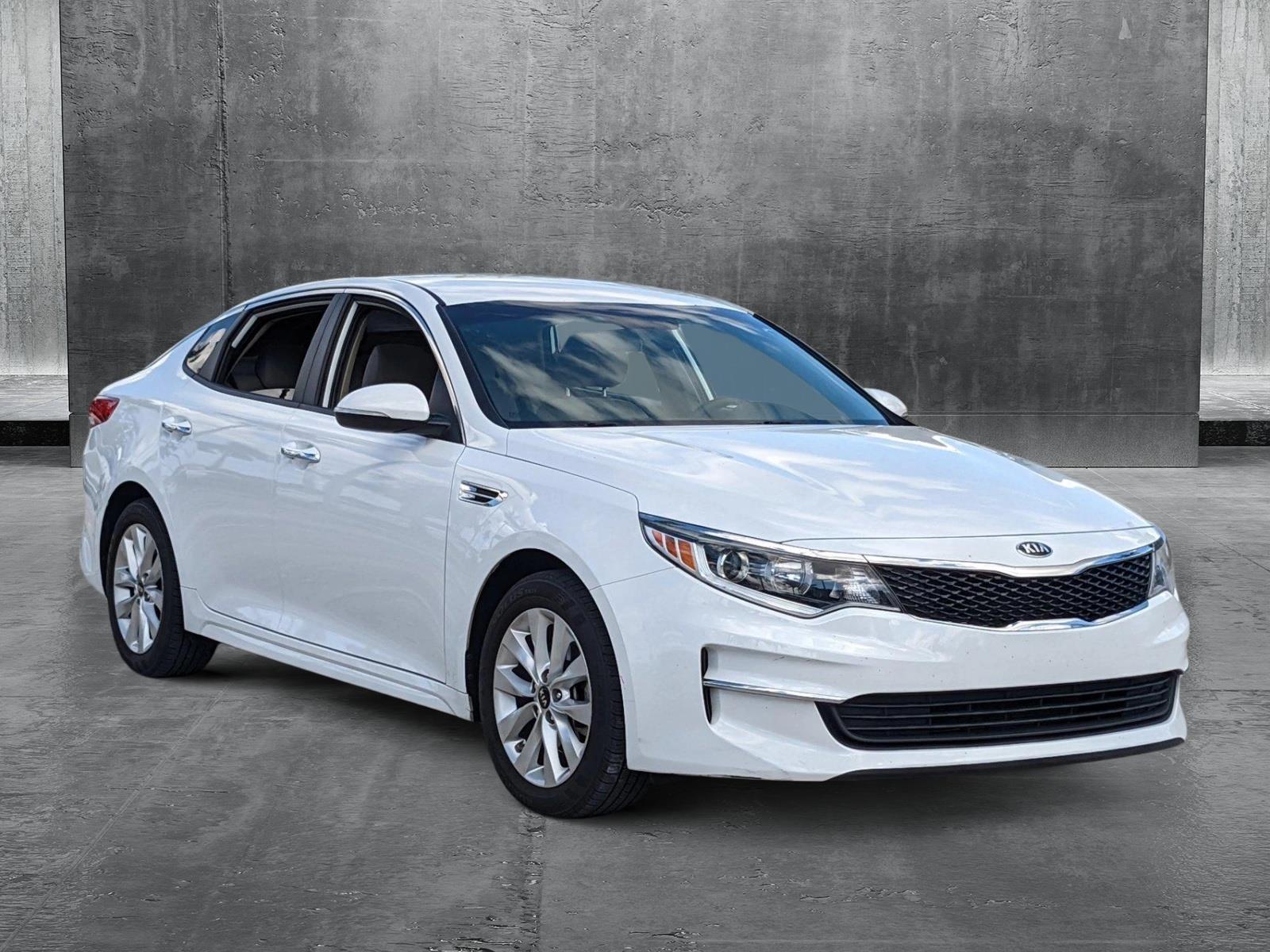 2018 Kia Optima Vehicle Photo in Davie, FL 33331