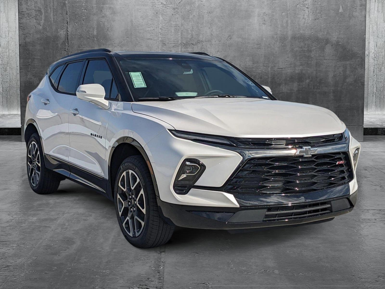 2025 Chevrolet Blazer Vehicle Photo in MIAMI, FL 33172-3015