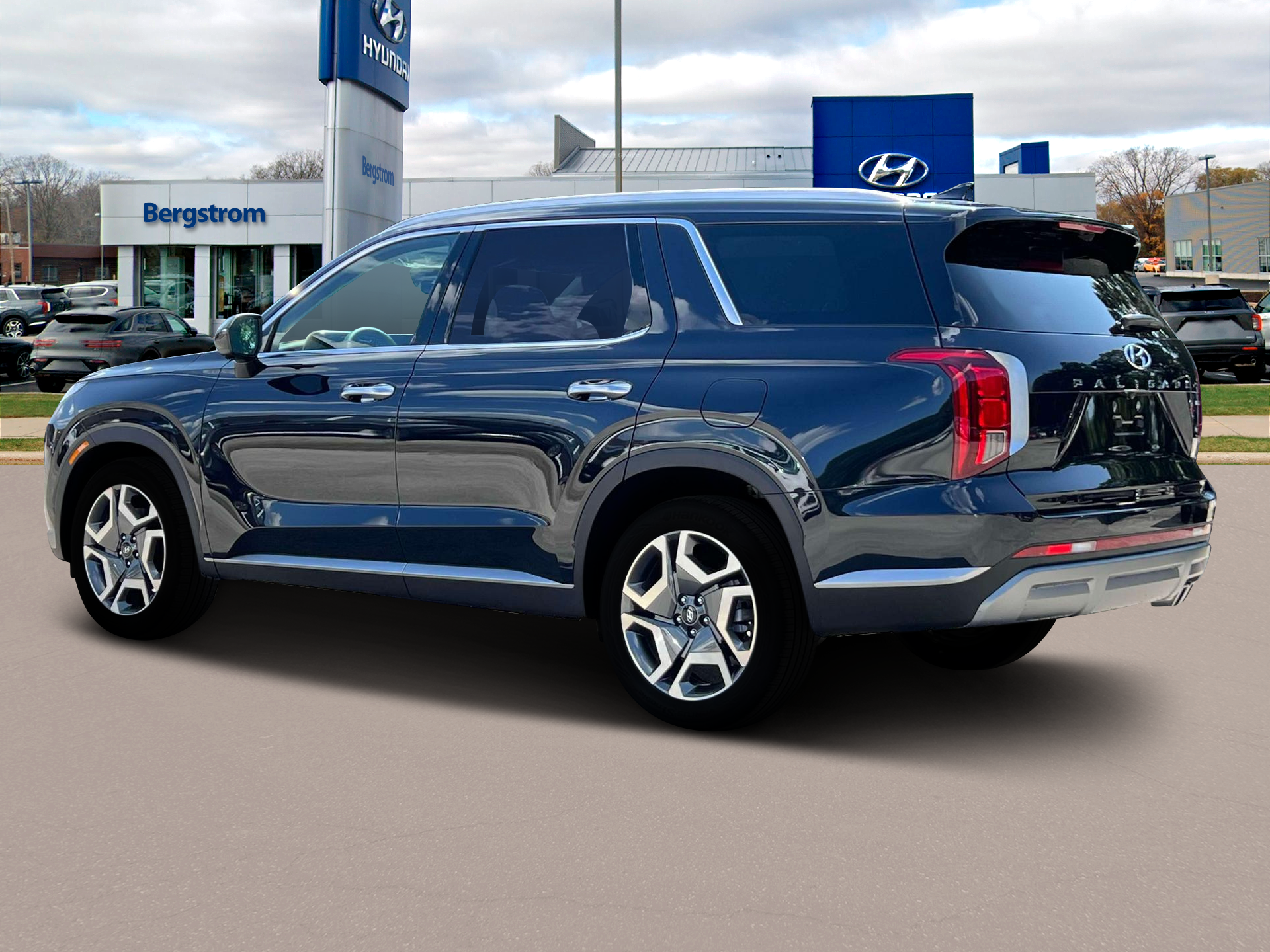 2025 Hyundai PALISADE Vehicle Photo in Green Bay, WI 54304