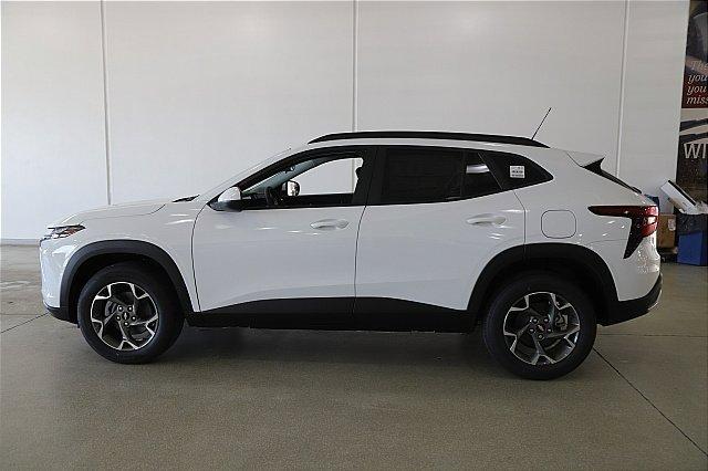 2025 Chevrolet Trax Vehicle Photo in MEDINA, OH 44256-9001