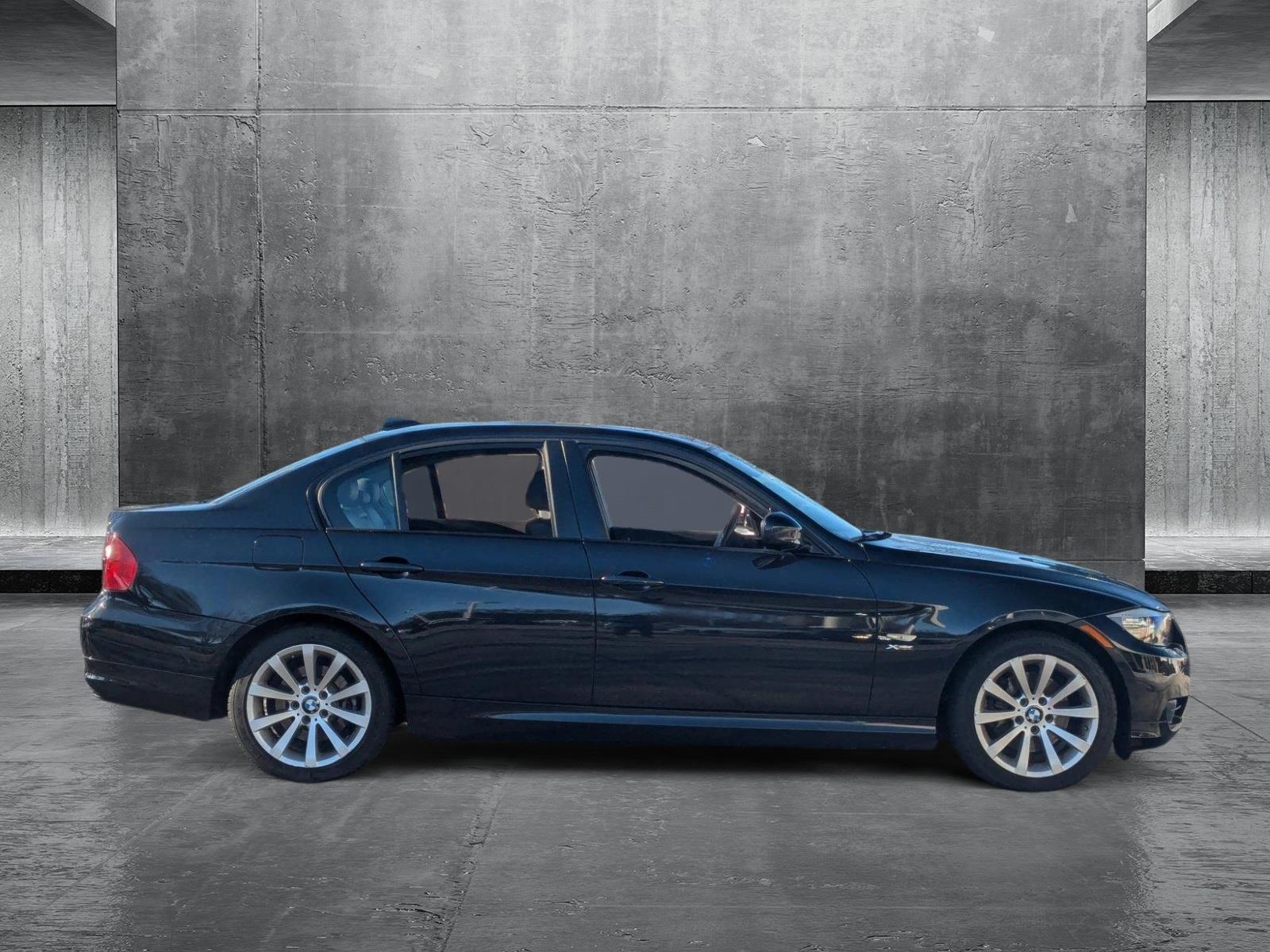 2011 BMW 328i xDrive Vehicle Photo in Towson, MD 21204