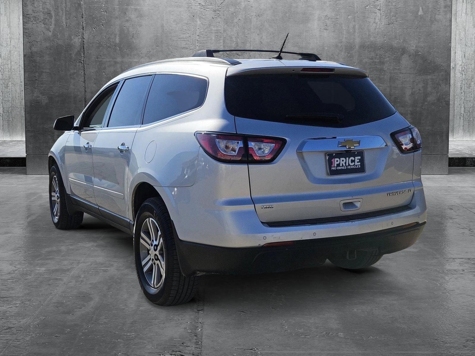 2015 Chevrolet Traverse Vehicle Photo in NORTH RICHLAND HILLS, TX 76180-7199