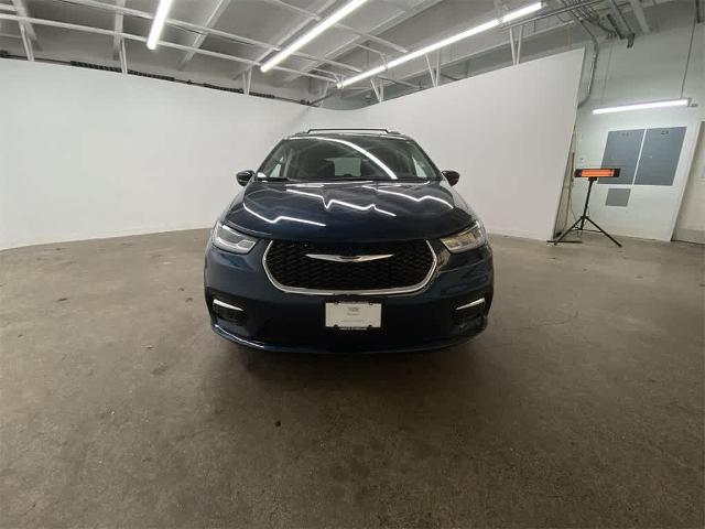 2022 Chrysler Pacifica Vehicle Photo in PORTLAND, OR 97225-3518