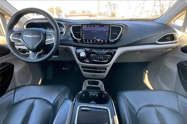 2022 Chrysler Pacifica Vehicle Photo in Tulsa, OK 74145