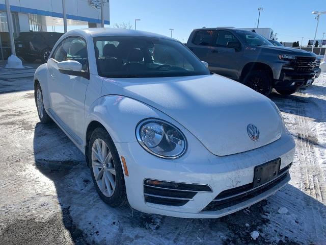 2017 Volkswagen Beetle Vehicle Photo in APPLETON, WI 54914-4656