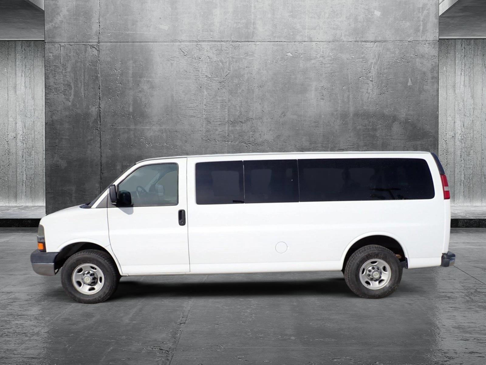 2008 Chevrolet Express Passenger Vehicle Photo in DENVER, CO 80221-3610