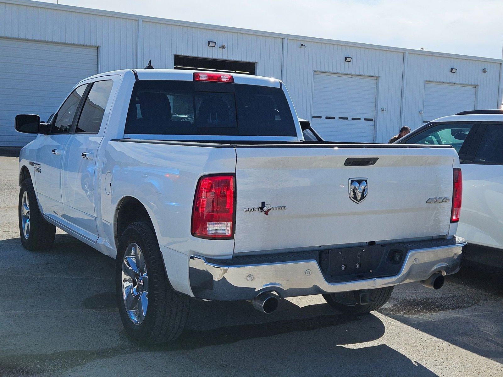 2017 Ram 1500 Vehicle Photo in NORTH RICHLAND HILLS, TX 76180-7199