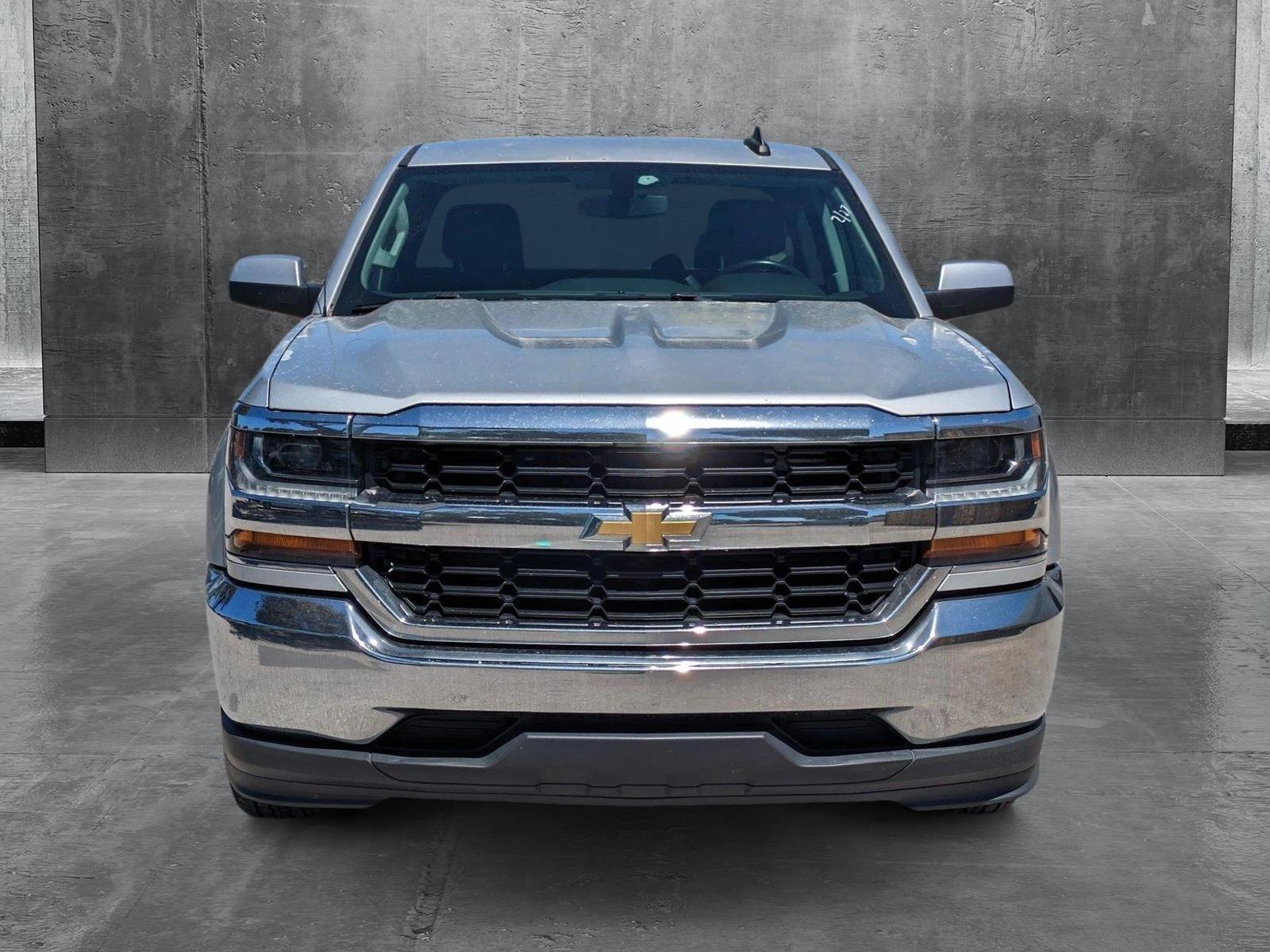 2019 Chevrolet Silverado 1500 LD Vehicle Photo in GREENACRES, FL 33463-3207