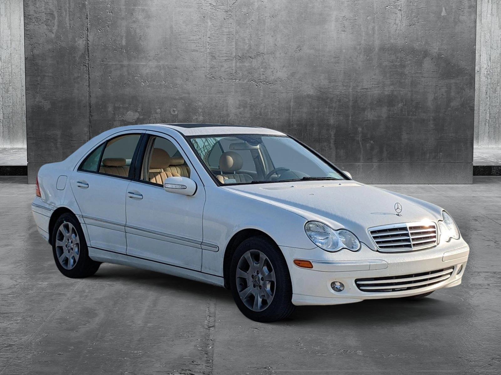 2005 Mercedes-Benz C-Class Vehicle Photo in Davie, FL 33331