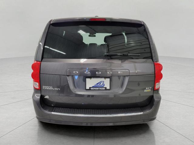 2016 Dodge Grand Caravan Vehicle Photo in NEENAH, WI 54956-2243